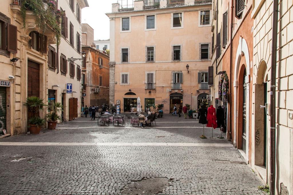 Holiday home Boutique Domus Navona Librari *
