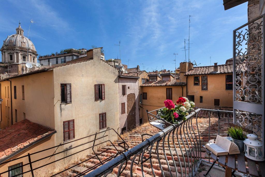 Boutique Domus Navona Librari Rome