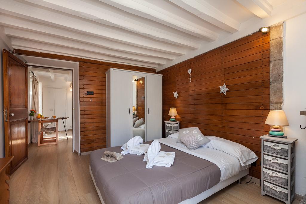 Holiday home Boutique Domus Navona Librari